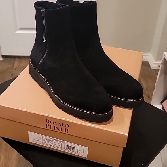 Donald Pliner Suede Comfort Lug Side Zip Booties - Picture 8 of 8